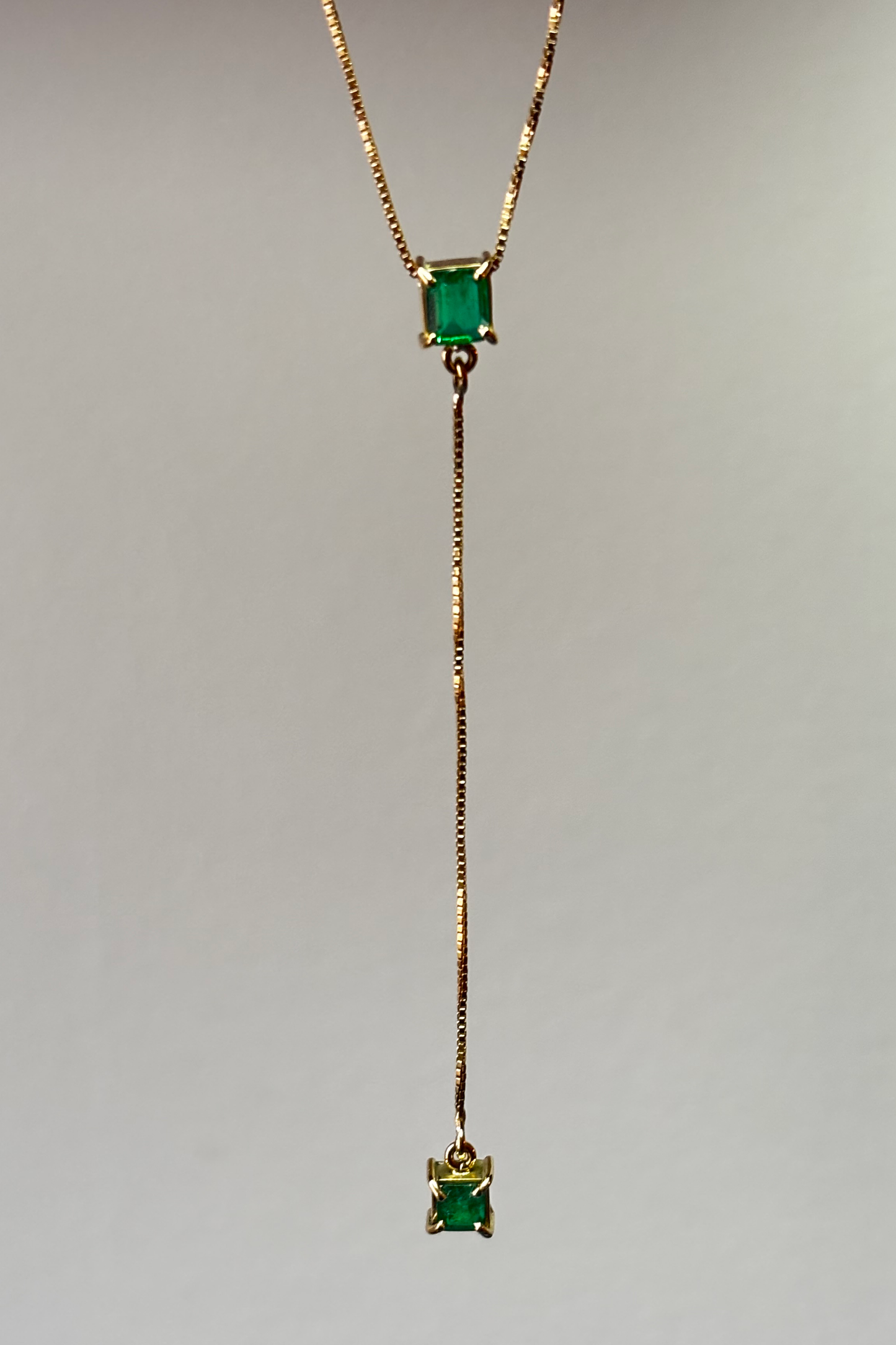 Collar de oro de 18k con esmeraldas naturales colombianas