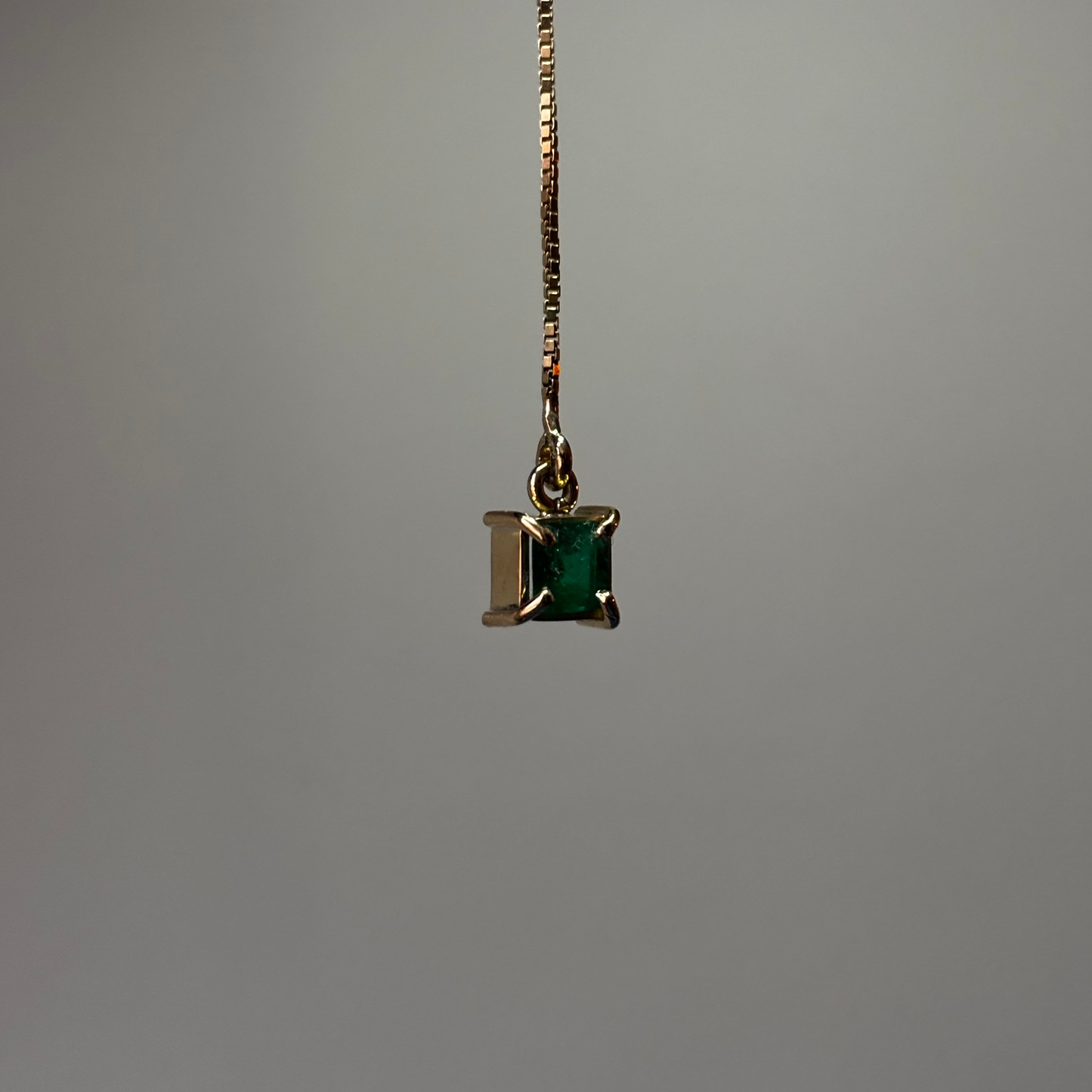 Collar de oro de 18k con esmeraldas naturales colombianas