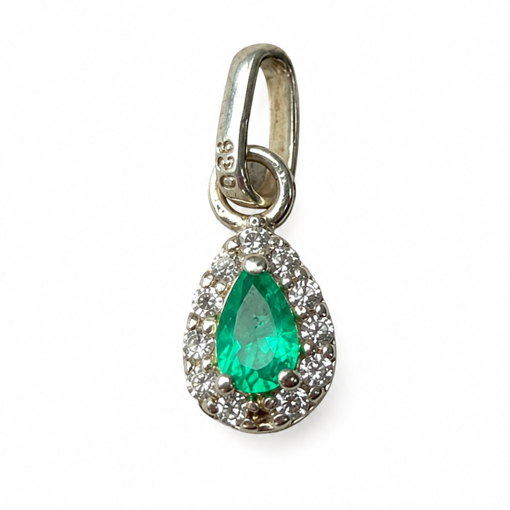 Dije de plata con esmeralda natural colombiana