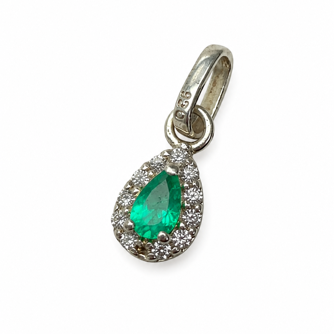 Dije de plata con esmeralda natural colombiana