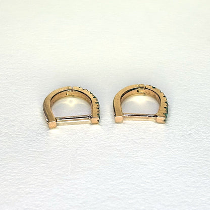 Aretes de oro de 18 quilates con 6 esmeraldas cada uno