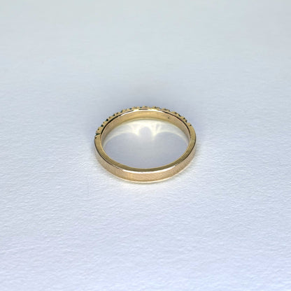 Anillo de oro de 18k con 12 esmeraldas naturales colombianas
